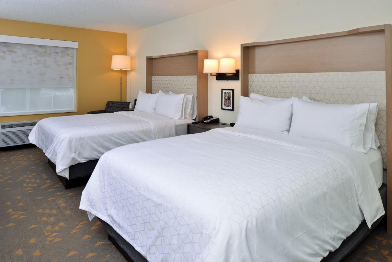 Holiday Inn Hotel & Suites Overland Park-Convention Center By Ihg Exterior photo