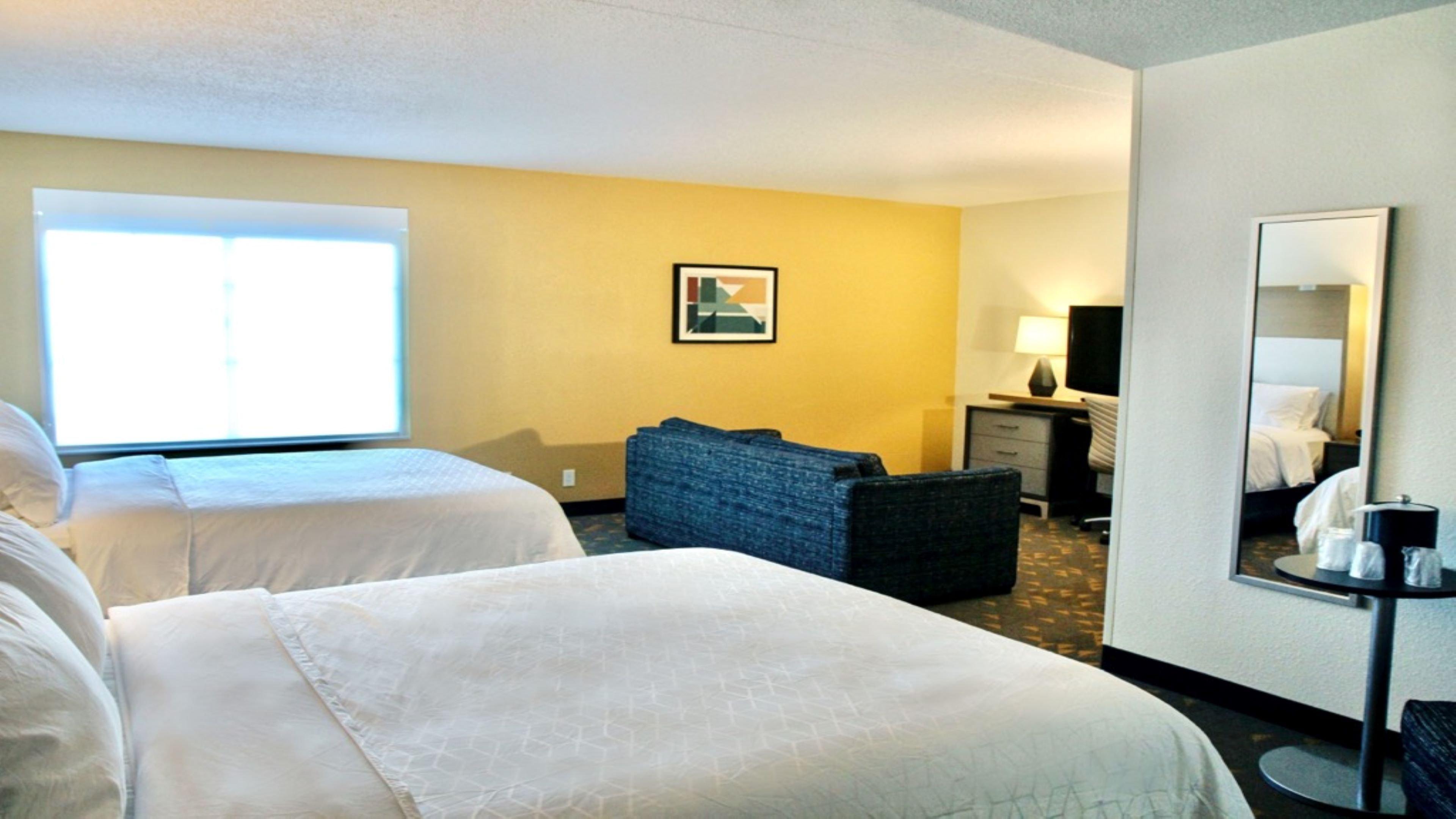Holiday Inn Hotel & Suites Overland Park-Convention Center By Ihg Exterior photo