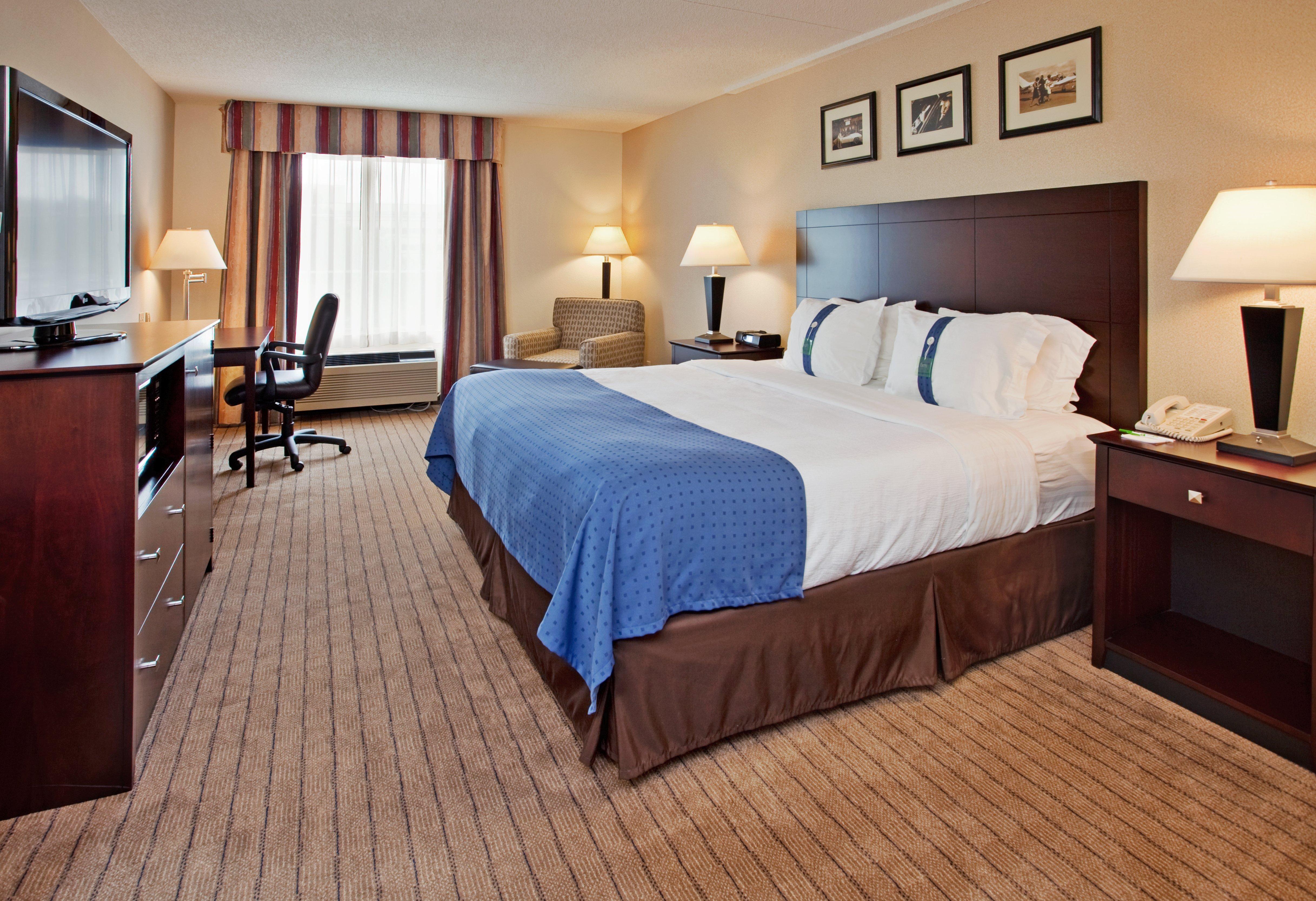 Holiday Inn Hotel & Suites Overland Park-Convention Center By Ihg Exterior photo