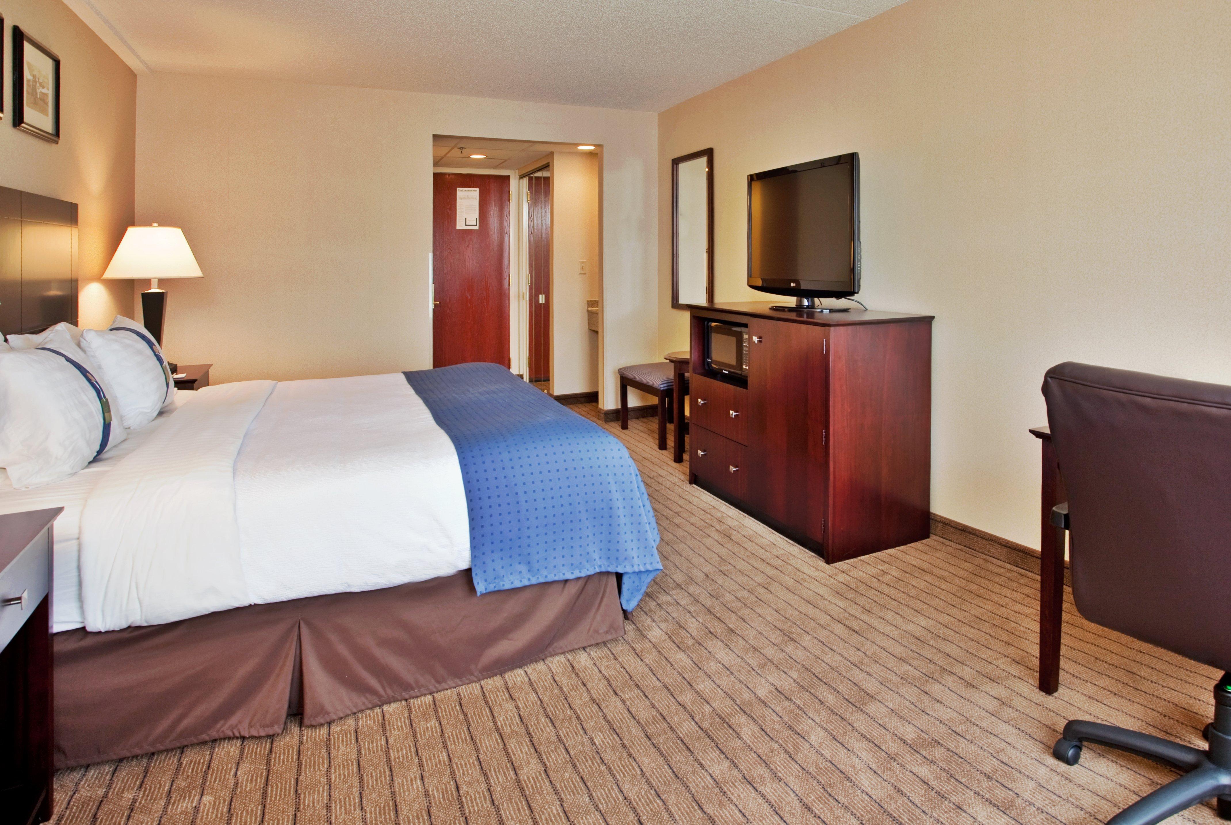 Holiday Inn Hotel & Suites Overland Park-Convention Center By Ihg Exterior photo